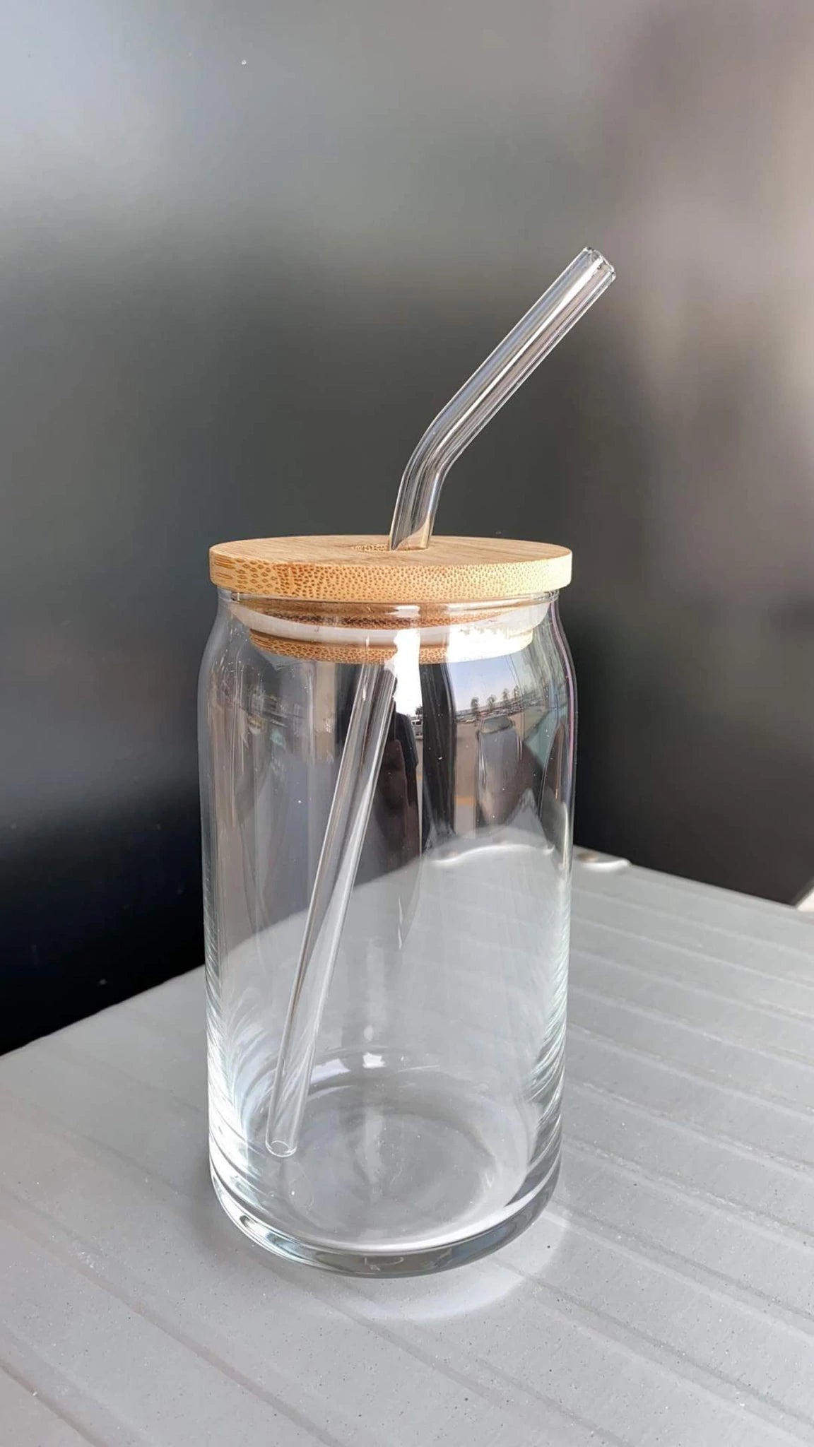 Wholesale Libbey Beer Can Glass With Bamboo Lids and Glass Straws